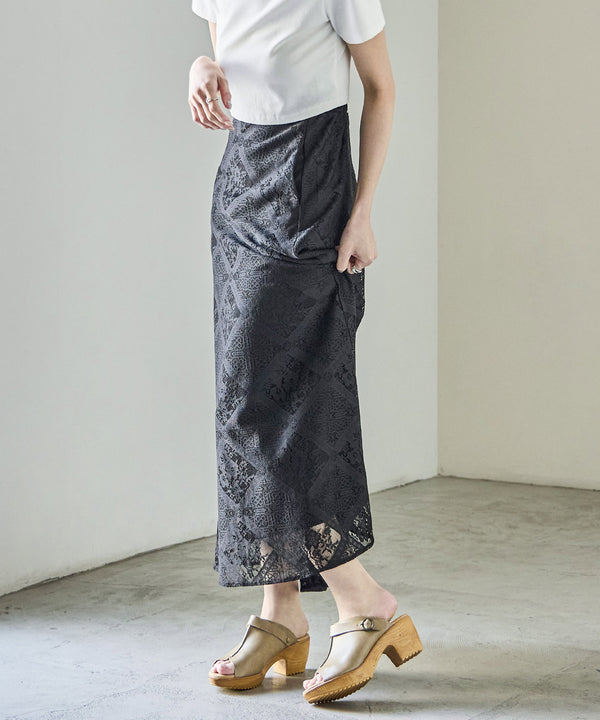 {"color":"\u30e9\u30a4\u30c8\u30aa\u30fc\u30af","info":"model\uff1aH158cm size\uff1aL(23.5-24cm)"}