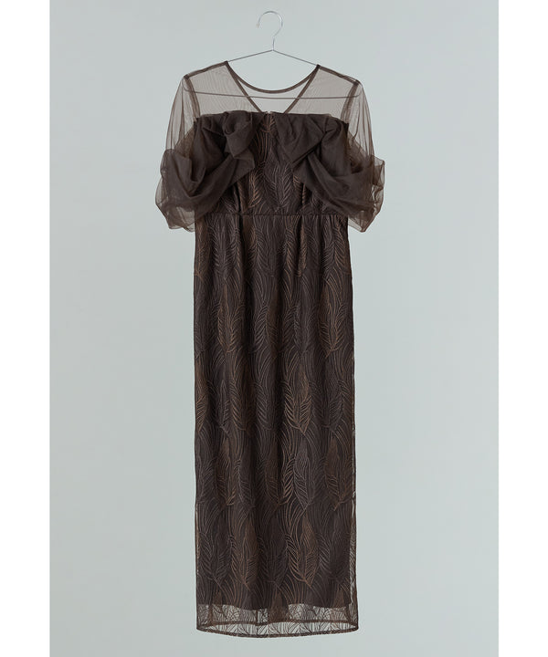 {"color":"\u30d6\u30e9\u30a6\u30f3","info":""}