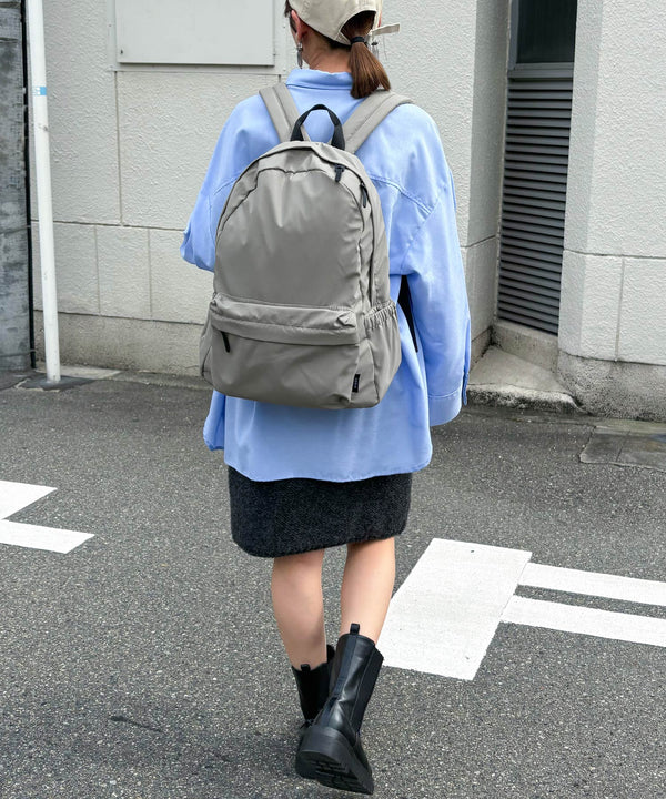 {"color":"\u30b0\u30ec\u30fc","info":"model\uff1aH158cm size\uff1aF"}