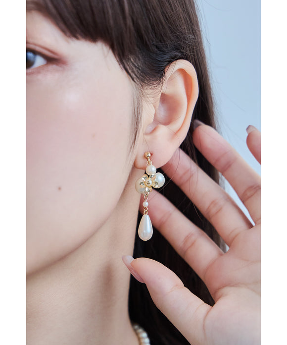 {"color":"\u30b4\u30fc\u30eb\u30c9","info":""}