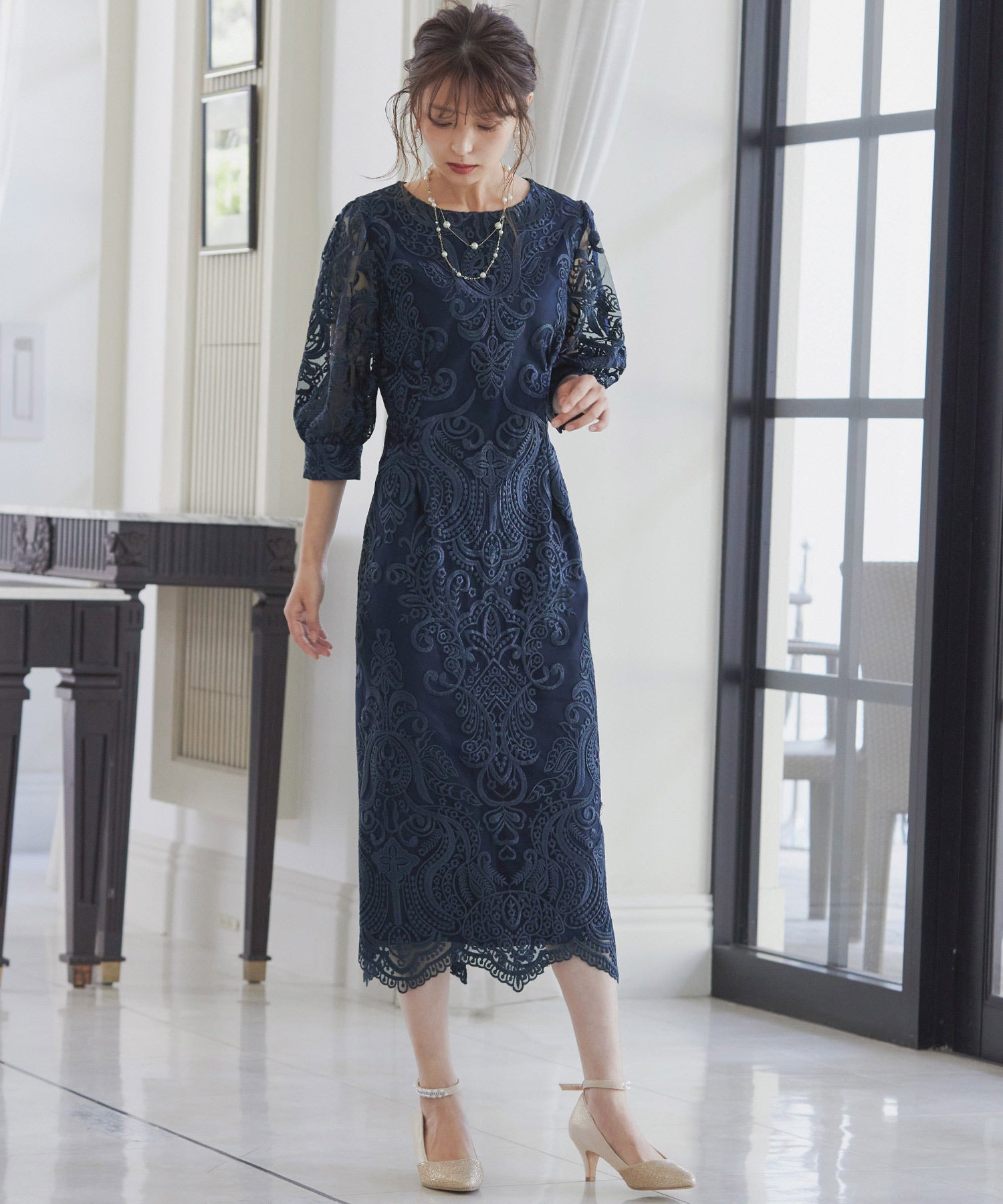 刺繡レース バックリボン タイトドレス｜パーティードレス・結婚式