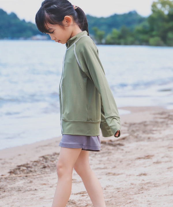 {"color":"\u30ab\u30fc\u30ad\u00d7\u30db\u30ef\u30a4\u30c8","info":""}