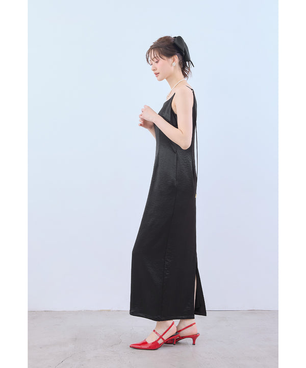{"color":"\u30d6\u30e9\u30c3\u30af","info":"model\uff1aH166cm size\uff1aM"}