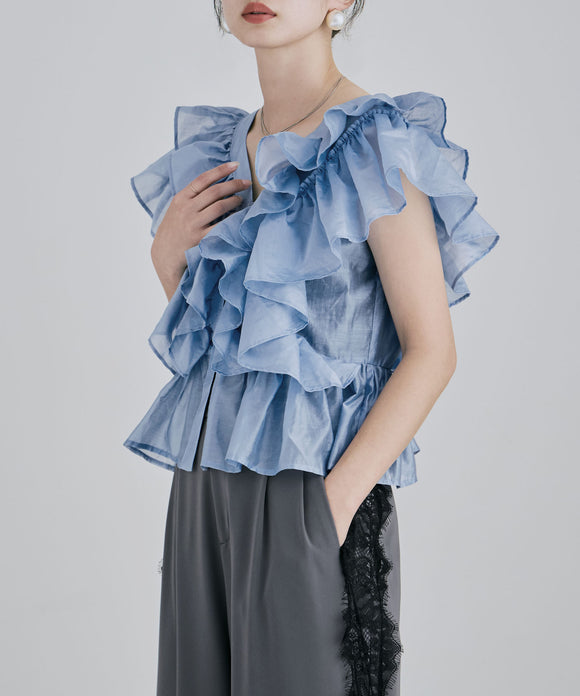 {"color":"\u30d6\u30eb\u30fc","info":"model\uff1aH166cm size\uff1aF"}