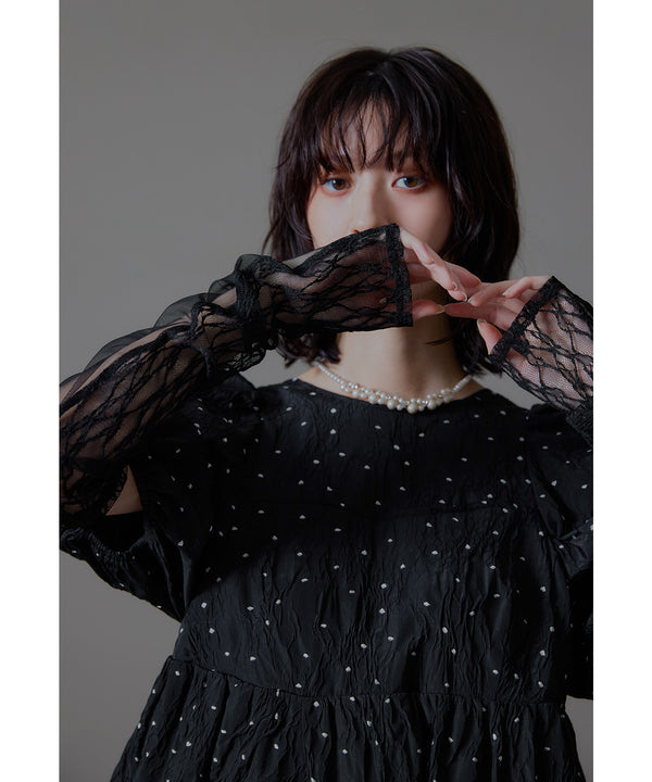 {"color":"\u30d6\u30e9\u30c3\u30af","info":"model\uff1aH166cm size\uff1aF"}