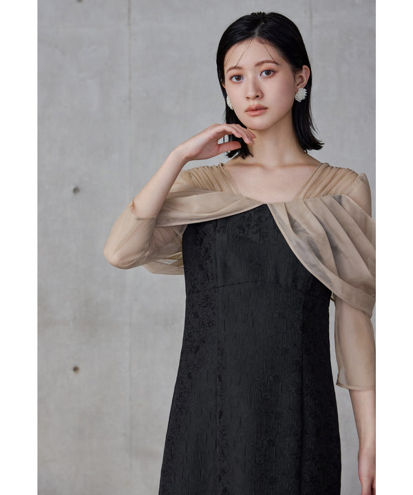 {"color":"\u30d9\u30fc\u30b8\u30e5\u00d7\u30d6\u30e9\u30c3\u30af","info":"model\uff1aH166cm size\uff1aM"}