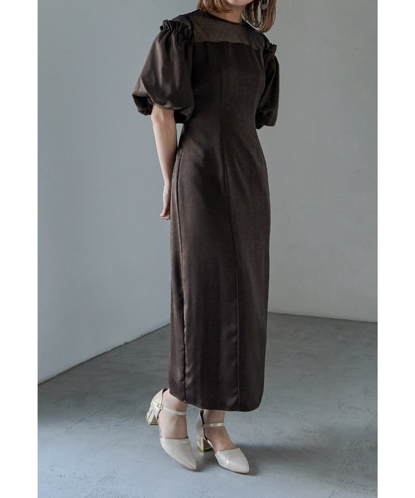 {"color":"\u30d9\u30fc\u30b8\u30e5","info":""}