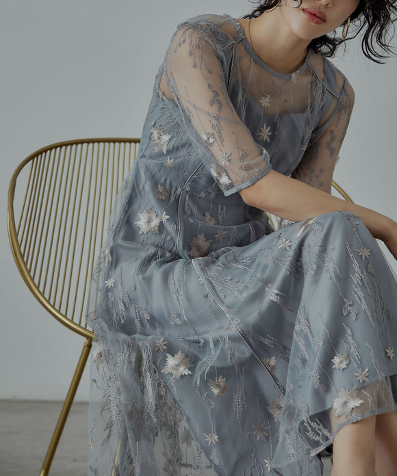 {"color":"\u30b0\u30ec\u30fc","info":"model\uff1aH167cm size\uff1aM"}