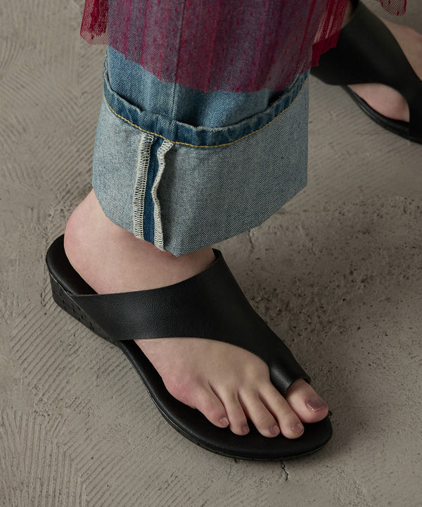 {"color":"\u30d6\u30e9\u30c3\u30af","info":""}