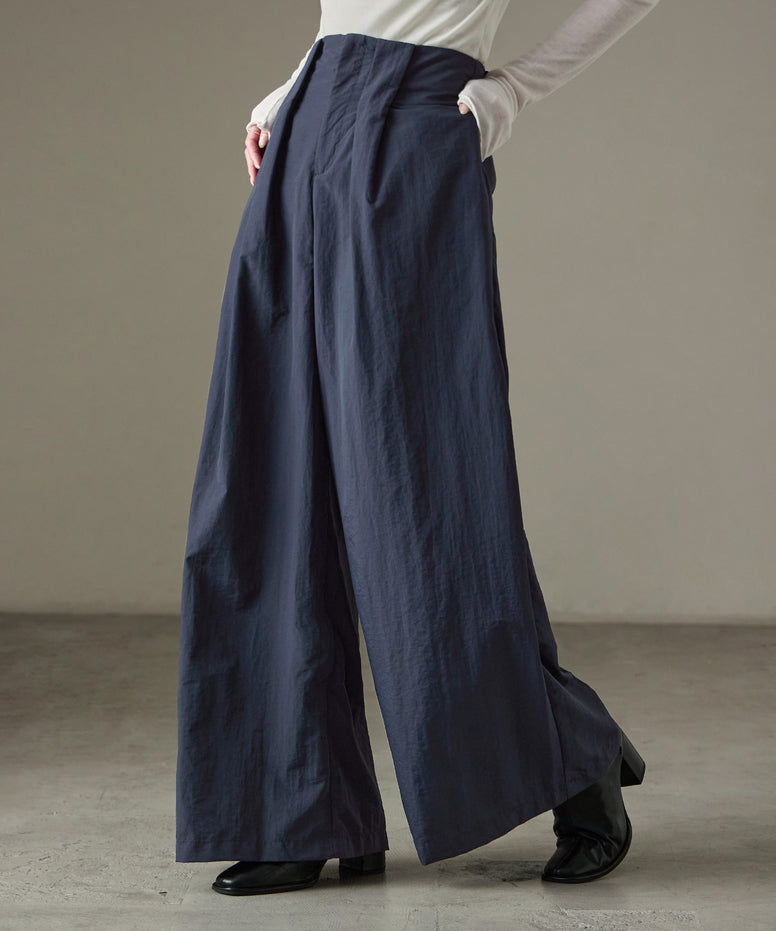{"color":"\u30cd\u30a4\u30d3\u30fc","info":"model\uff1aH158cm size\uff1aM"}