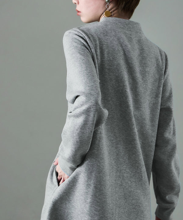 {"color":"\u30b0\u30ec\u30fc","info":"model\uff1aH158cm size\uff1aM"}