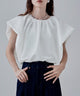 {"color":"\u30aa\u30d5\u30db\u30ef\u30a4\u30c8","info":"model\uff1aH166cm size\uff1aM"}