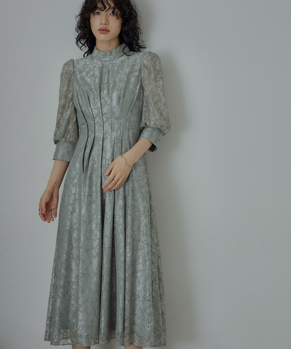 {"color":"\u30b0\u30ea\u30fc\u30f3","info":"model\uff1aH167cm size\uff1aM"}