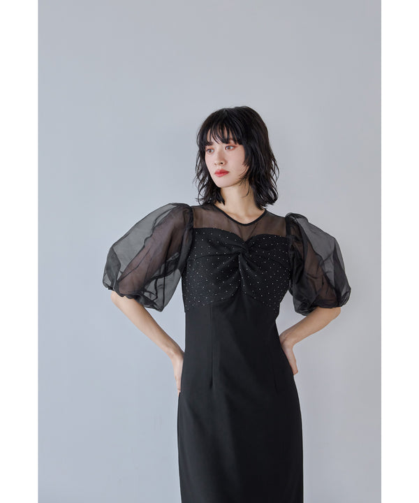 {"color":"\u30d6\u30e9\u30c3\u30af","info":"model\uff1aH166cm size\uff1aM"}