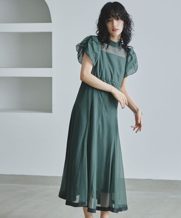 {"color":"\u30b0\u30ea\u30fc\u30f3","info":"model\uff1aH167cm size\uff1aM"}