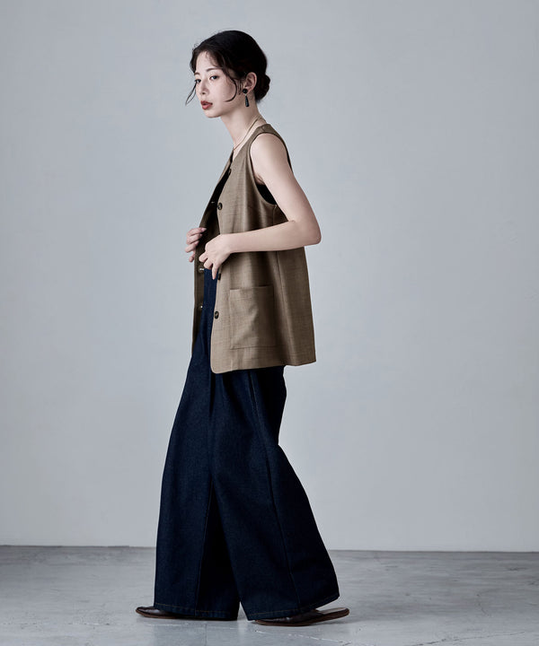{"color":"\u30d6\u30e9\u30a6\u30f3","info":"model\uff1aH166cm size\uff1aM"}