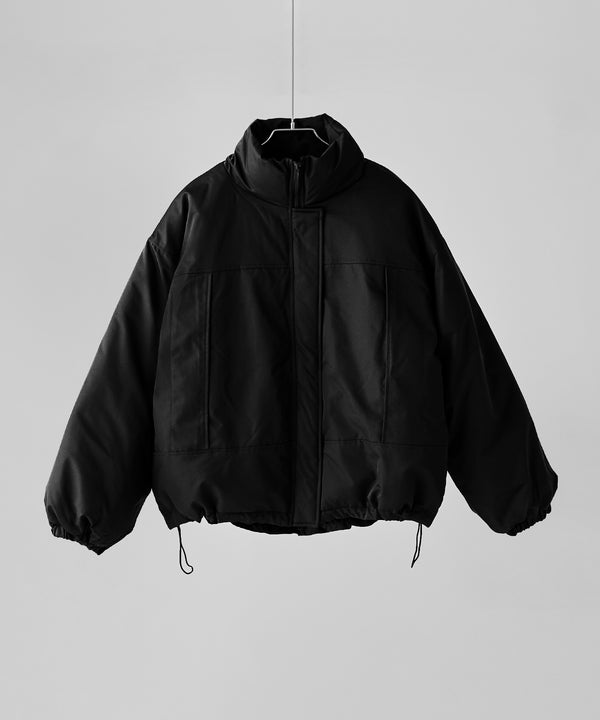 {"color":"\u30d6\u30e9\u30c3\u30af","info":""}