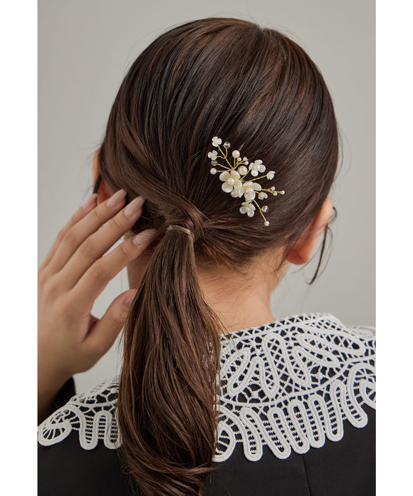 {"color":"\u30b4\u30fc\u30eb\u30c9","info":""}