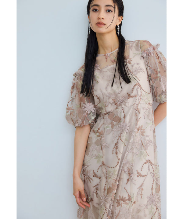{"color":"\u30d4\u30f3\u30af\u30d9\u30fc\u30b8\u30e5","info":"model\uff1aH165cm size\uff1aM"}