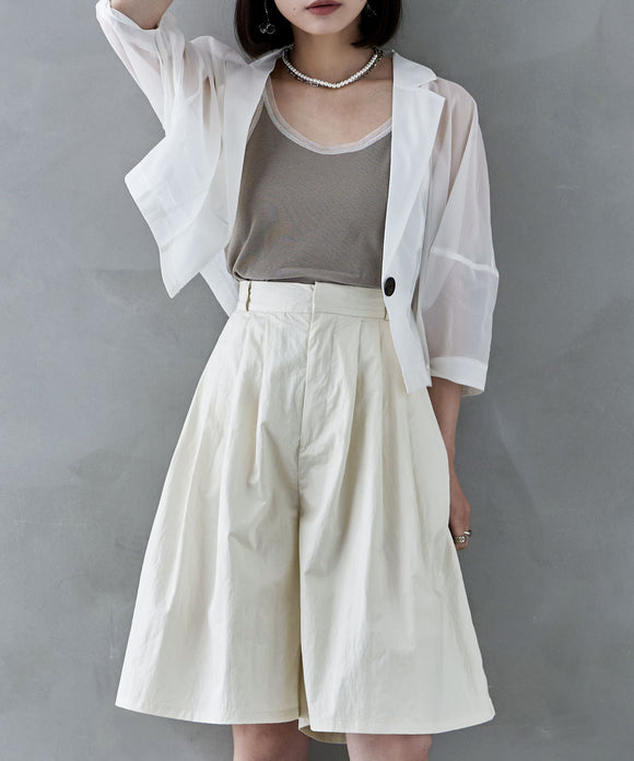 {"color":"\u30a2\u30a4\u30dc\u30ea\u30fc","info":"model\uff1aH160cm size\uff1aF"}