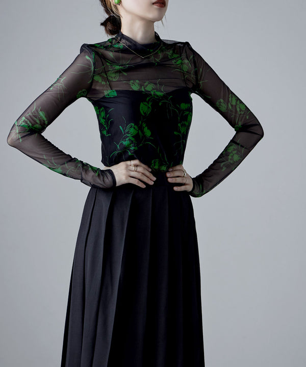 {"color":"\u30cd\u30a4\u30d3\u30fc","info":"model\uff1aH170cm size\uff1aM"}