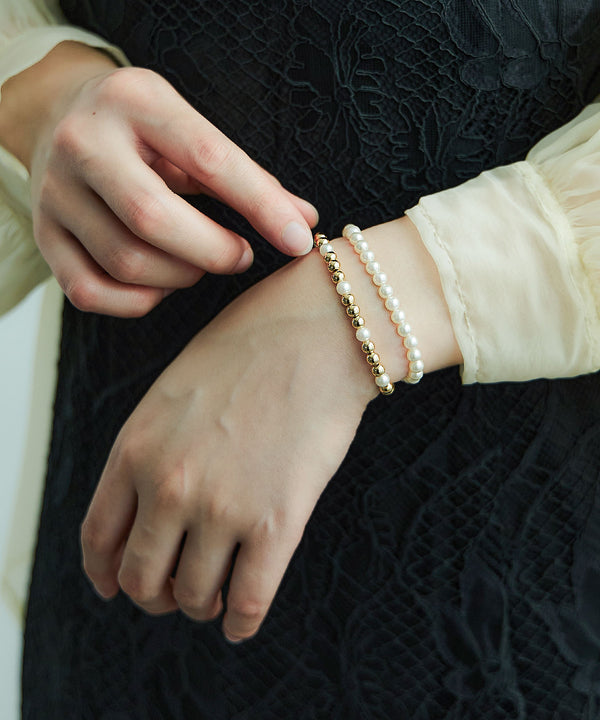 {"color":"\u30b4\u30fc\u30eb\u30c9","info":""}