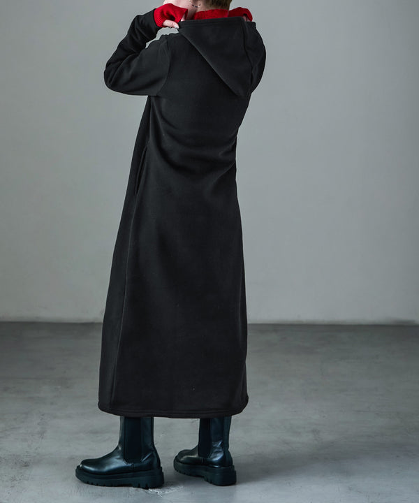 {"color":"\u30d6\u30e9\u30c3\u30af","info":"model\uff1aH158cm size\uff1aM"}