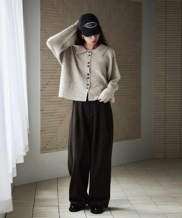 {"color":"\u30d9\u30fc\u30b8\u30e5","info":"model\uff1aH166cm size\uff1aM"}