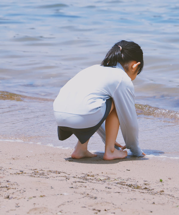 {"color":"\u30b0\u30ec\u30fc\u00d7\u30db\u30ef\u30a4\u30c8","info":""}