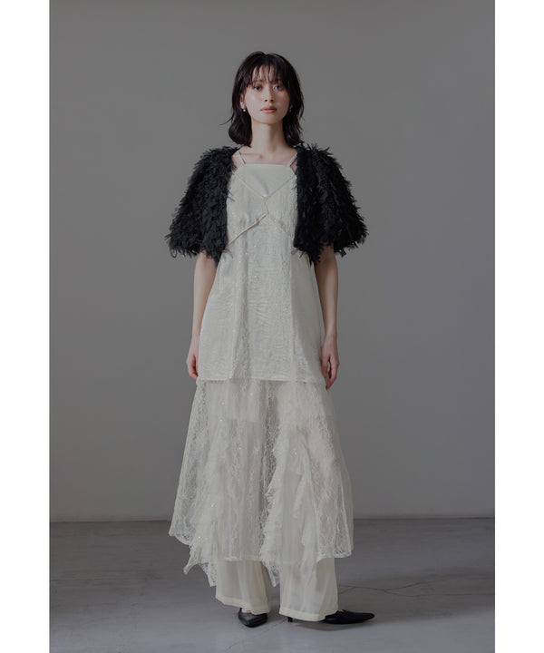 {"color":"\u30d6\u30e9\u30c3\u30af","info":"model\uff1aH166cm size\uff1aM"}