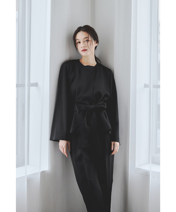 {"color":"\u30d6\u30e9\u30c3\u30af","info":"model\uff1aH165cm size\uff1aM"}