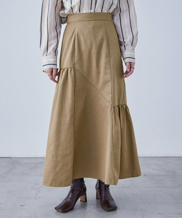 {"color":"\u30d9\u30fc\u30b8\u30e5","info":""}