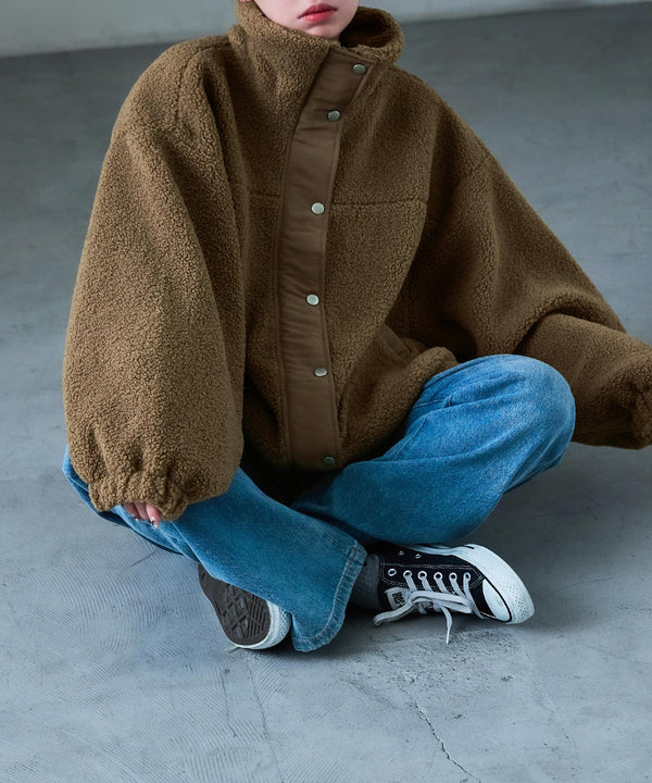 {"color":"\u30e2\u30ab","info":"model\uff1aH158cm size\uff1aM"}