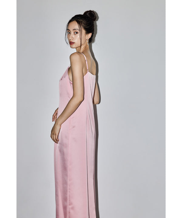 {"color":"\u30d4\u30f3\u30af","info":"model\uff1aH165cm size\uff1aM"}