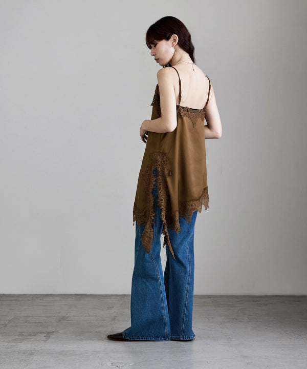 {"color":"\u30d6\u30e9\u30a6\u30f3","info":"model\uff1aH166cm size\uff1aF"}