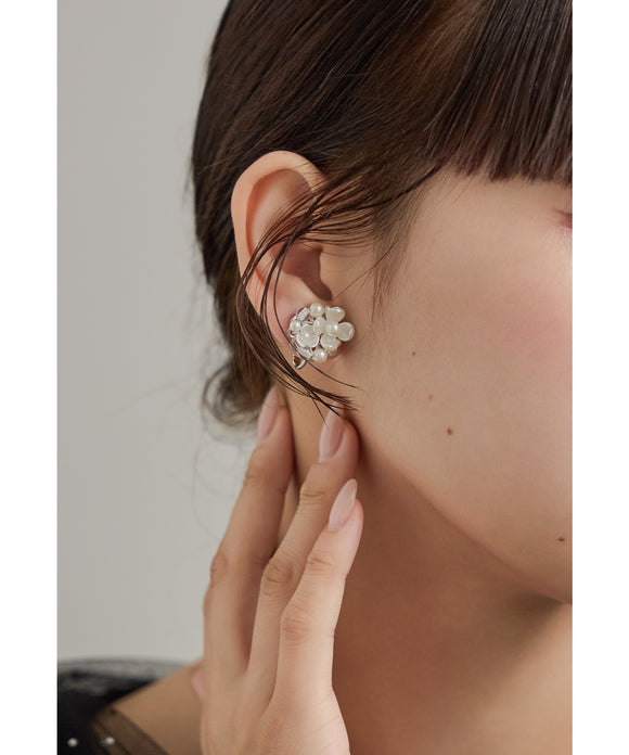 {"color":"\u30b7\u30eb\u30d0\u30fc","info":""}