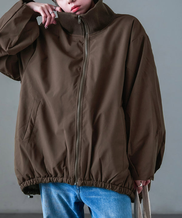 {"color":"\u30c0\u30fc\u30af\u30d6\u30e9\u30a6\u30f3","info":"model\uff1aH158cm size\uff1aM"}