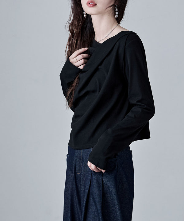 {"color":"\u30d6\u30e9\u30c3\u30af","info":"model\uff1aH166cm size\uff1aM"}