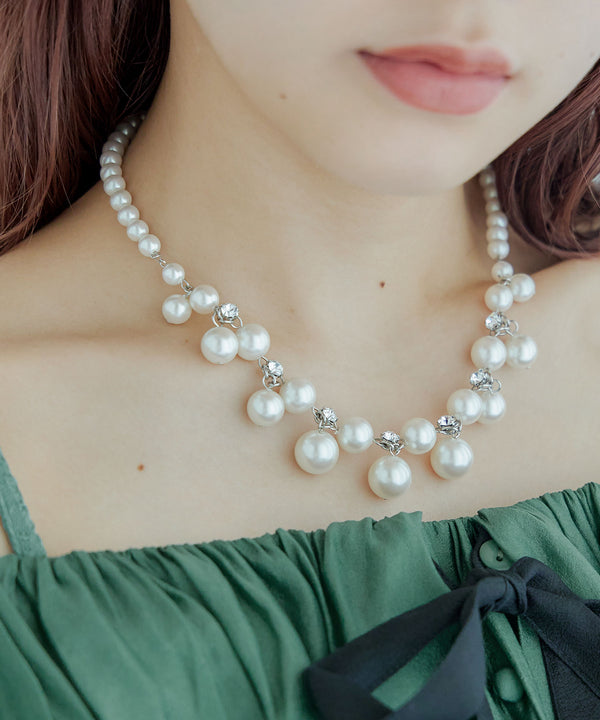 {"color":"\u30b7\u30eb\u30d0\u30fc","info":""}