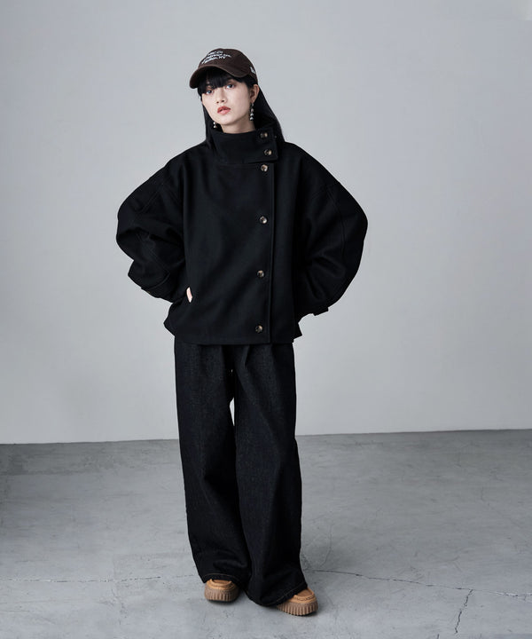 {"color":"\u30d6\u30e9\u30c3\u30af","info":"model\uff1aH163cm size\uff1aM"}