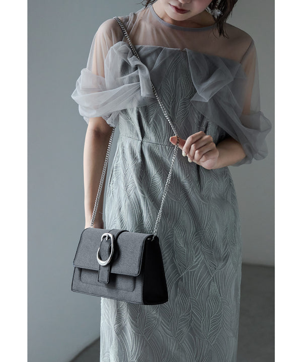 {"color":"\u30d6\u30e9\u30c3\u30af","info":""}