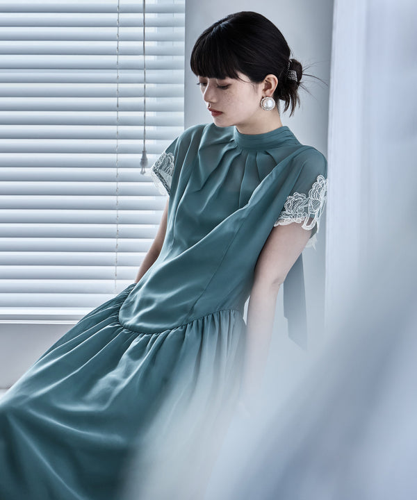 {"color":"\u30e9\u30a4\u30c8\u30ab\u30fc\u30ad","info":"model\uff1aH163cm size\uff1aM"}