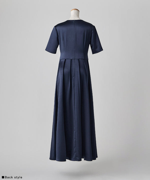 {"color":"","info":""}