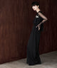 {"color":"\u30d6\u30e9\u30c3\u30af","info":"model\uff1aH163cm size\uff1aM"}