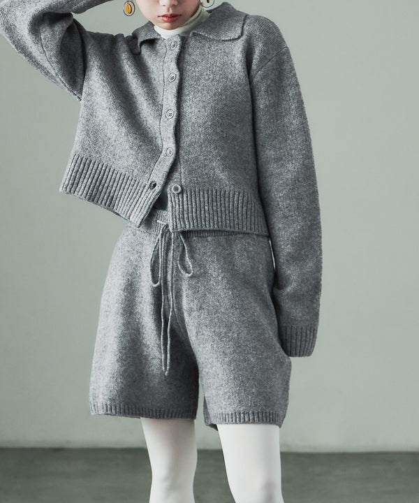 {"color":"\u30b0\u30ec\u30fc","info":"model\uff1aH158cm size\uff1aM"}