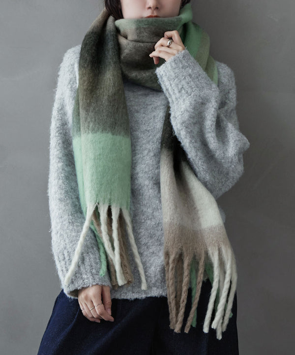 {"color":"\u30b0\u30ea\u30fc\u30f3","info":"model\uff1aH170cm size\uff1aF"}