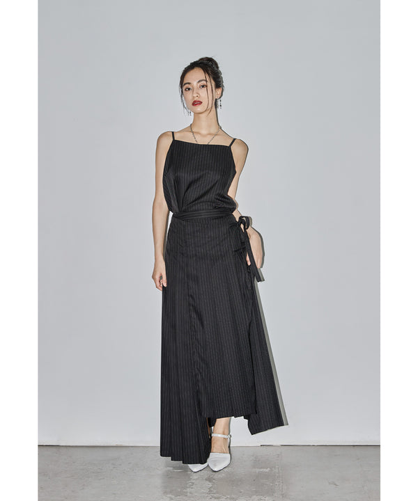 {"color":"\u30d6\u30e9\u30c3\u30af","info":"model\uff1aH165cm size\uff1aM"}