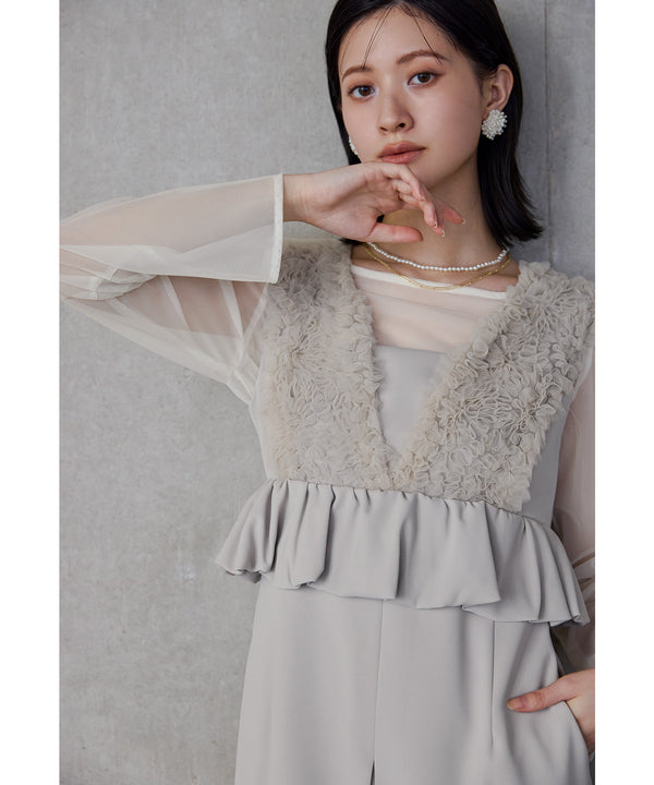 {"color":"\u30b0\u30ec\u30fc\u30b8\u30e5","info":"model\uff1aH166cm size\uff1aM"}