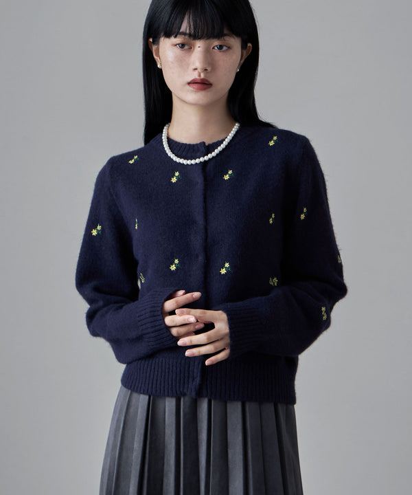 {"color":"\u30cd\u30a4\u30d3\u30fc","info":"model\uff1aH163cm size\uff1aF"}