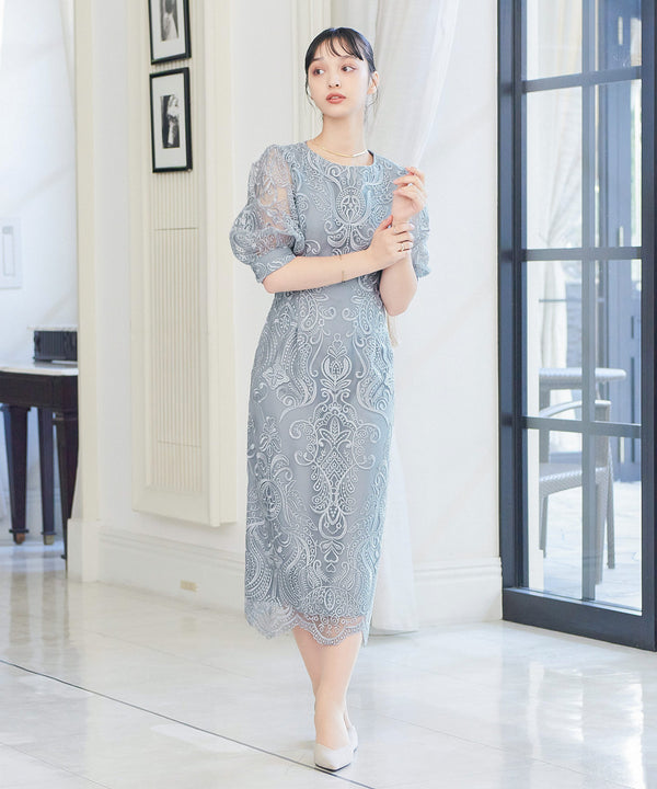 {"color":"\u30e9\u30a4\u30c8\u30b0\u30ec\u30fc","info":"model\uff1aH162cm B85cm W58cm H93cm size\uff1aM"}